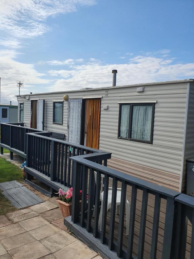 Fantasy Island 6 Berth 576 Hotel อินโกลด์เมลส์ ภายนอก รูปภาพ