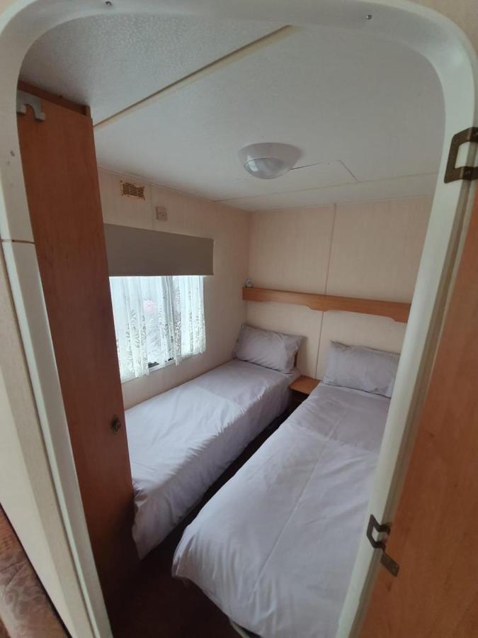 Fantasy Island 6 Berth 576 Hotel อินโกลด์เมลส์ ภายนอก รูปภาพ