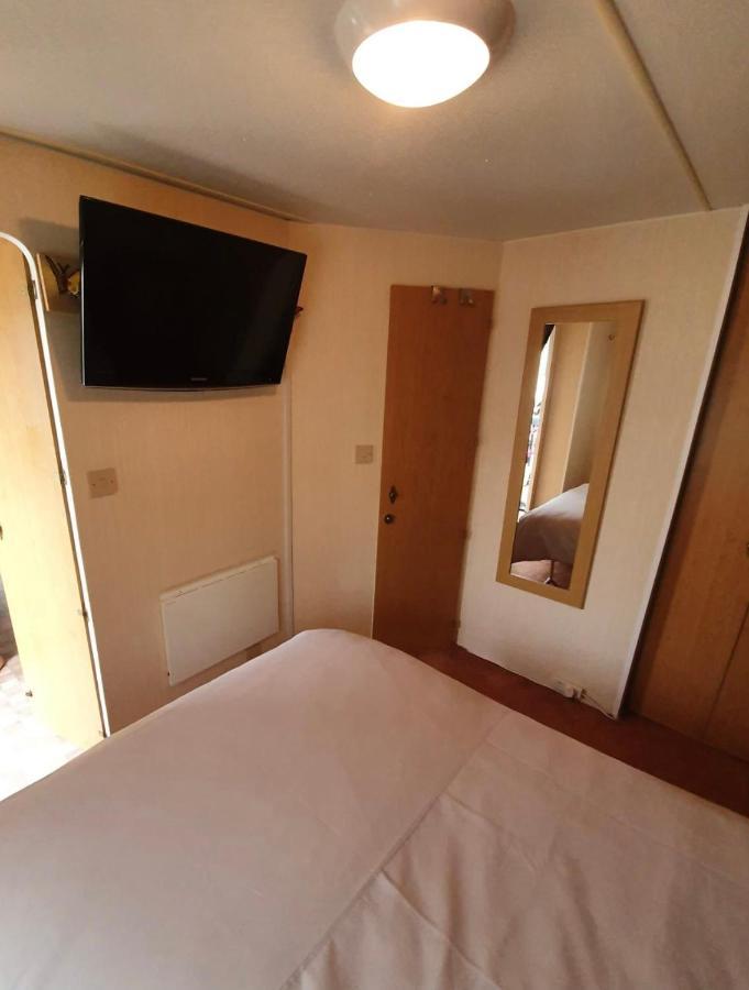 Fantasy Island 6 Berth 576 Hotel อินโกลด์เมลส์ ภายนอก รูปภาพ