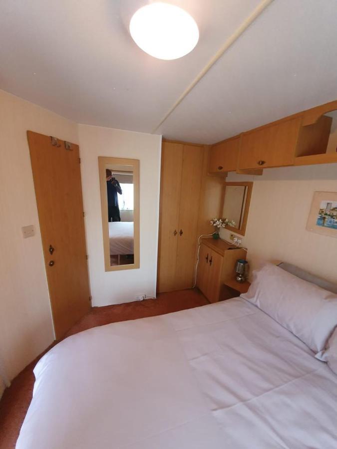 Fantasy Island 6 Berth 576 Hotel อินโกลด์เมลส์ ภายนอก รูปภาพ